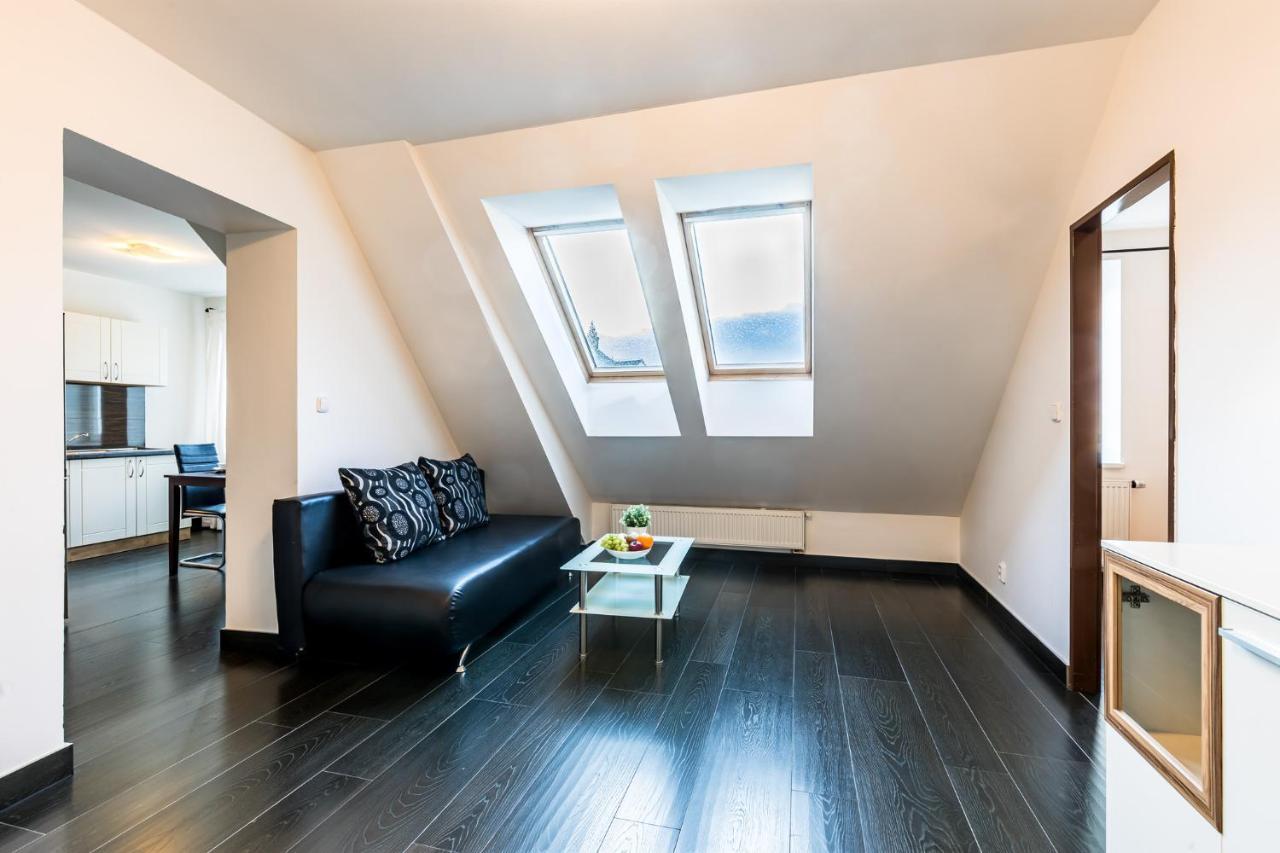 Teplice Apartments Dlouha Екстер'єр фото