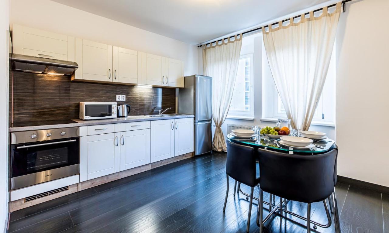 Teplice Apartments Dlouha Екстер'єр фото